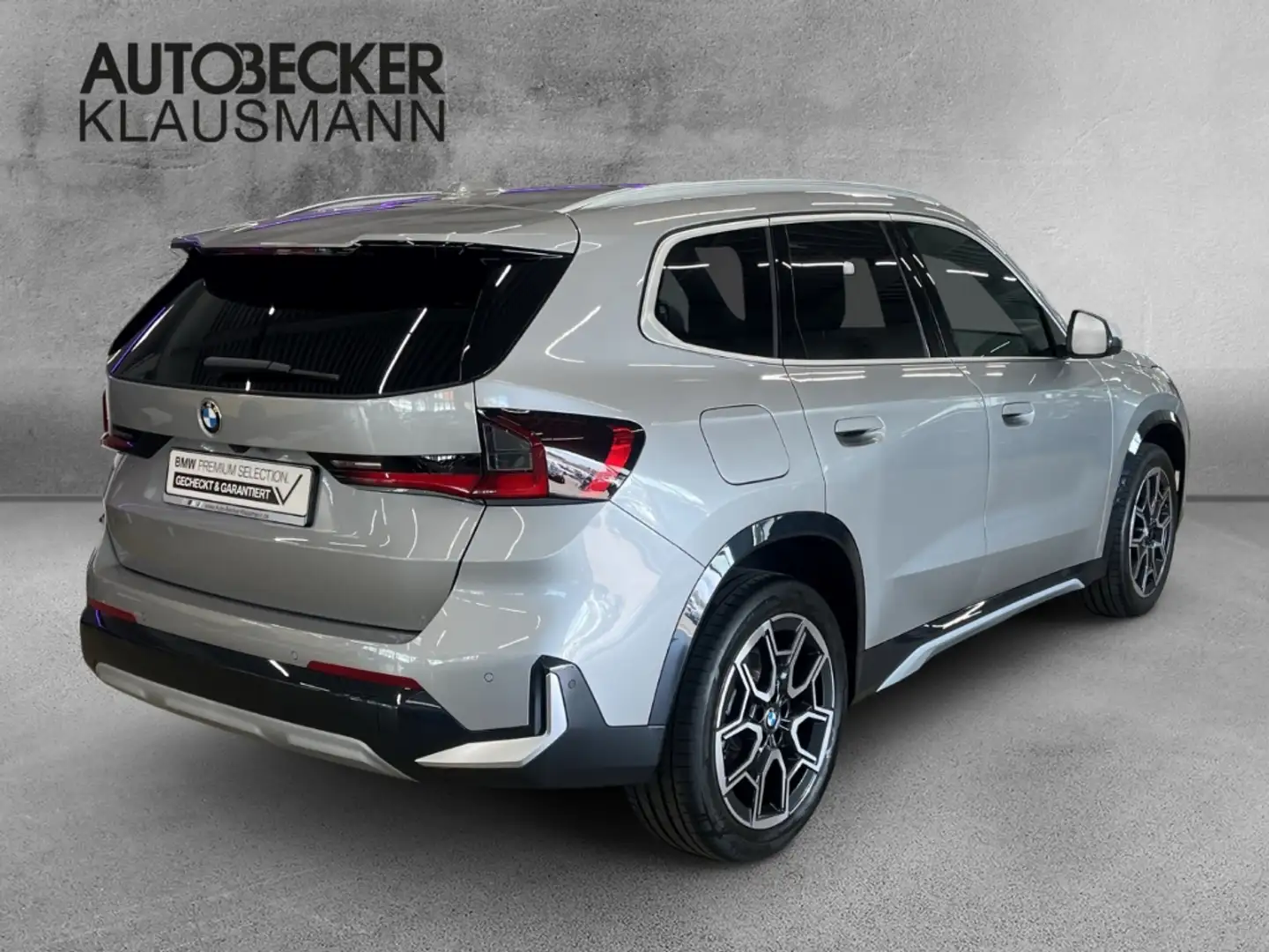 BMW X1 xDRIVE 23d AUTOMATIK 19''LC PROF HuD AHK KAMERA 36 Silber - 2