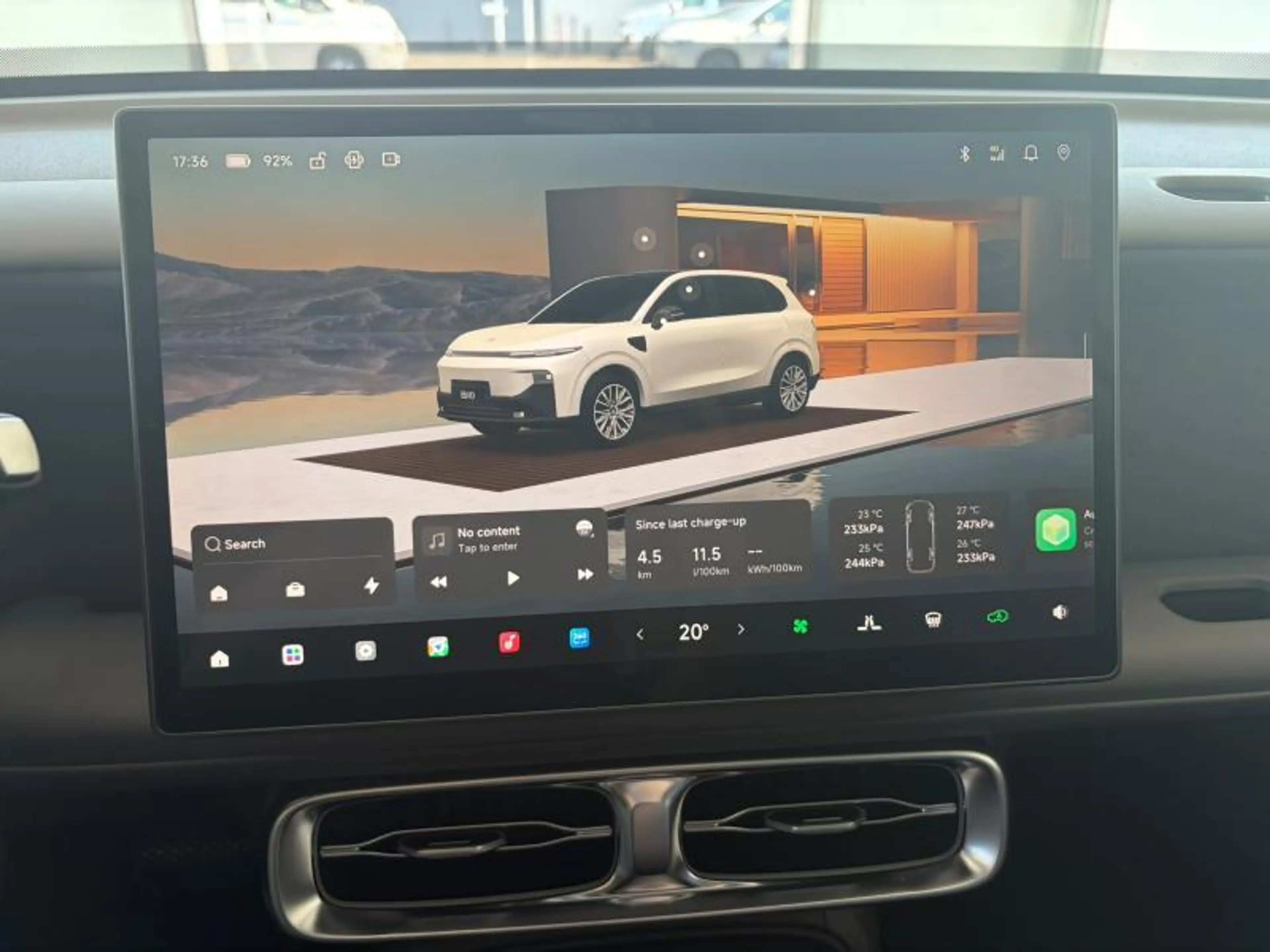 Leapmotor B10 DESIGN HYBRID — photo 10