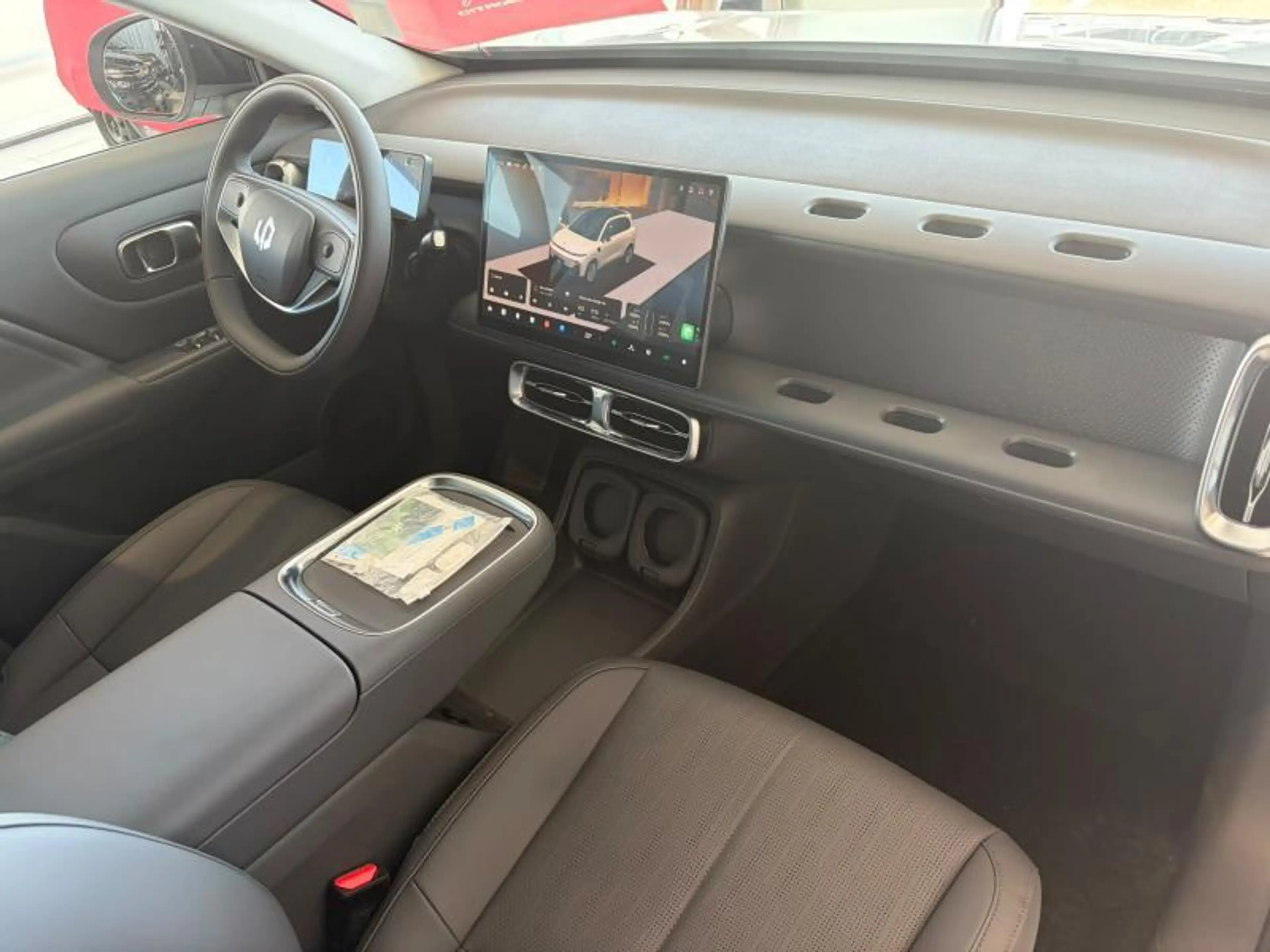 Leapmotor B10 DESIGN HYBRID — photo 13