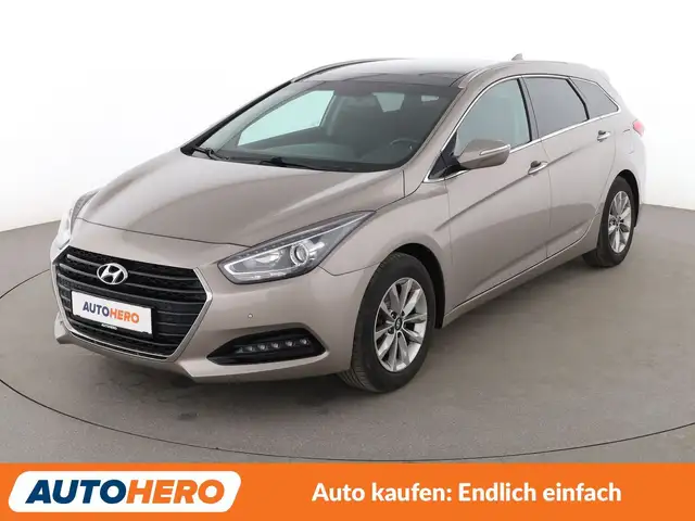 Hyundai i40 2.0 GDI Trend *NAVI*CAM*TEMPO*SHZ*ALU*AHK*