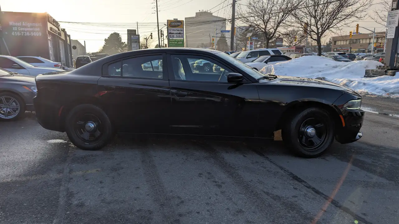 Dodge Charger снимка Dodge Charger