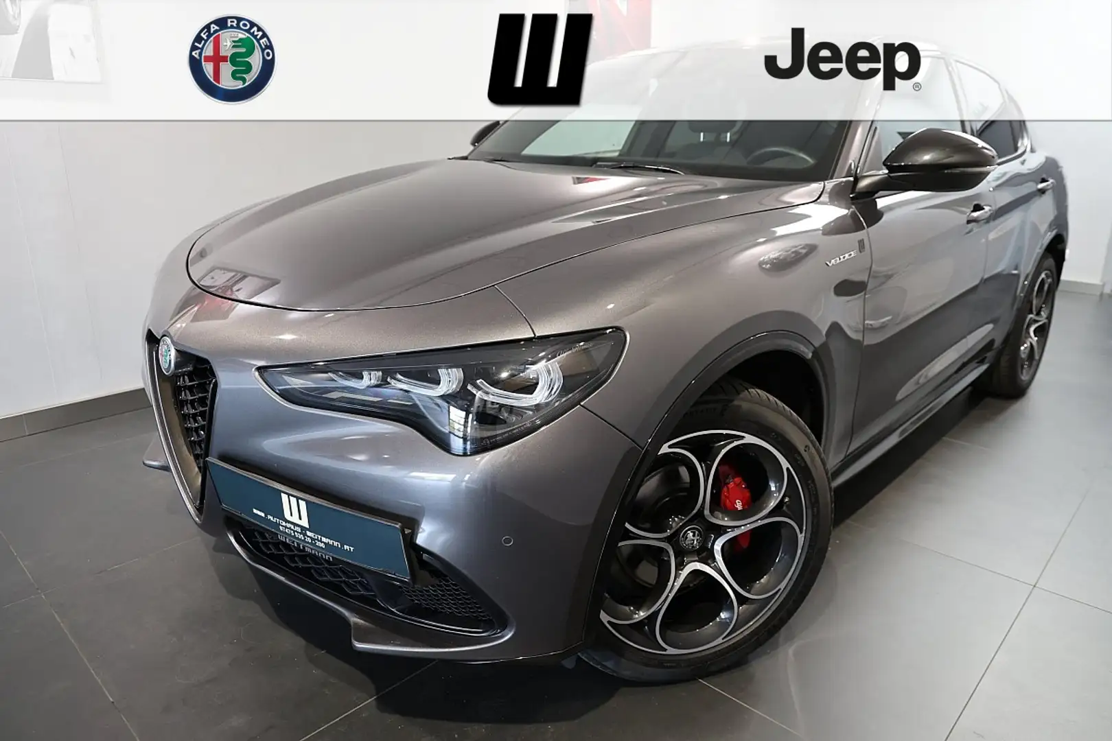 Alfa Romeo Stelvio 2.0 16V 280PS AT8 Q4 Veloce Grau - 1