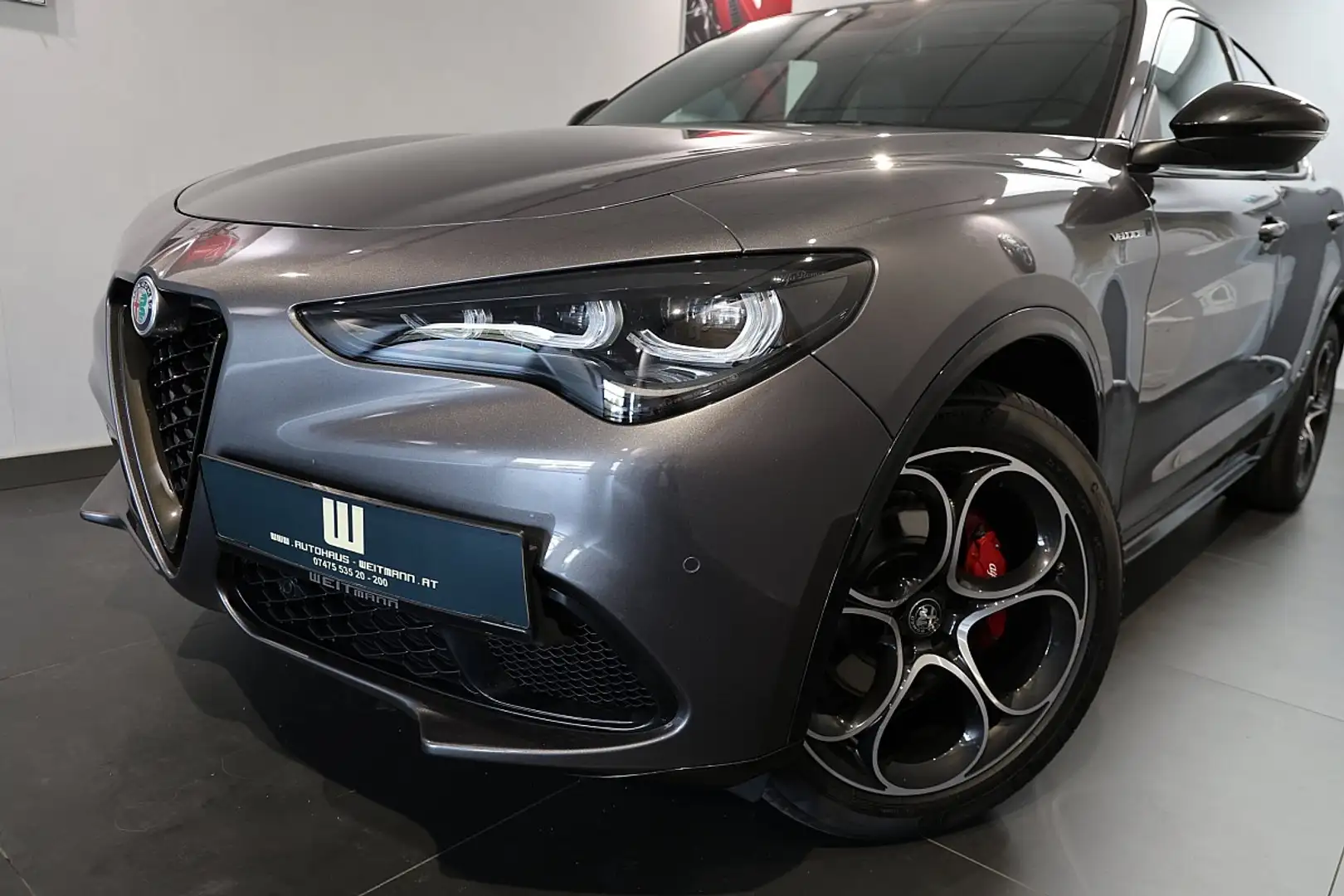 Alfa Romeo Stelvio 2.0 16V 280PS AT8 Q4 Veloce Gris - 2