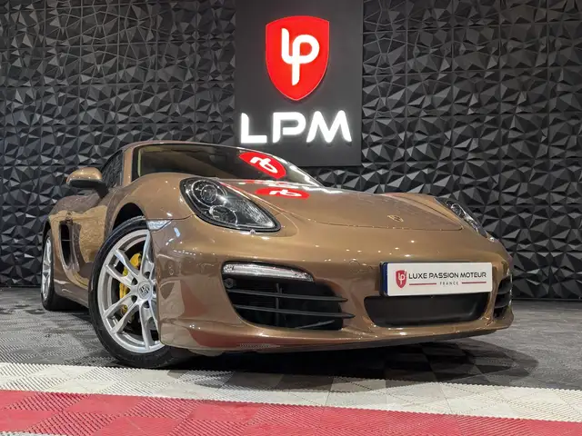 Porsche Boxster view 4