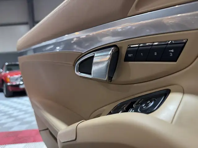 Porsche Boxster view 25