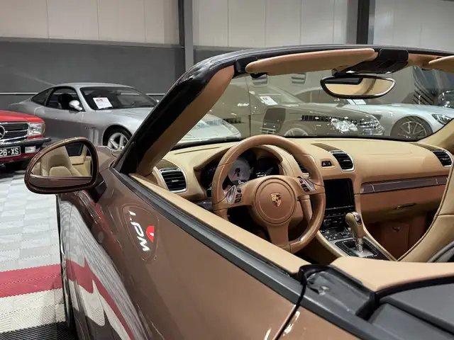 Porsche Boxster view 15
