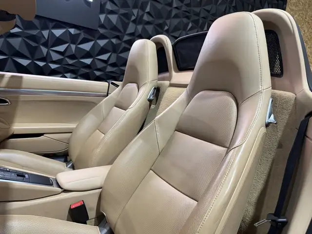 Porsche Boxster view 21