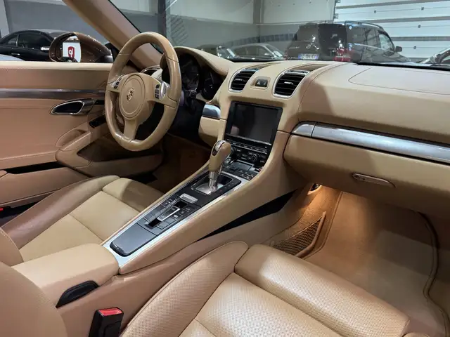 Porsche Boxster view 18