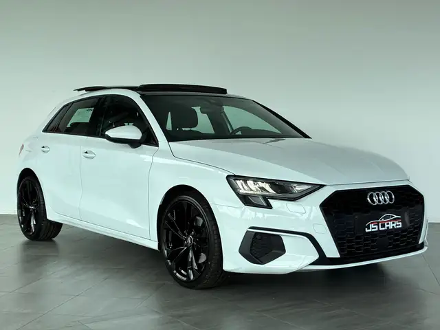 Audi A3 view 11