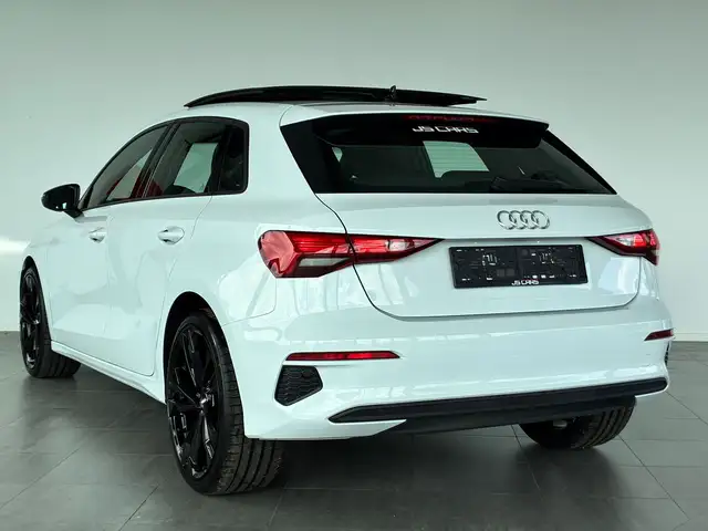 Audi A3 view 14