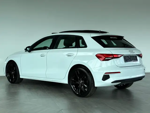 Audi A3 view 13
