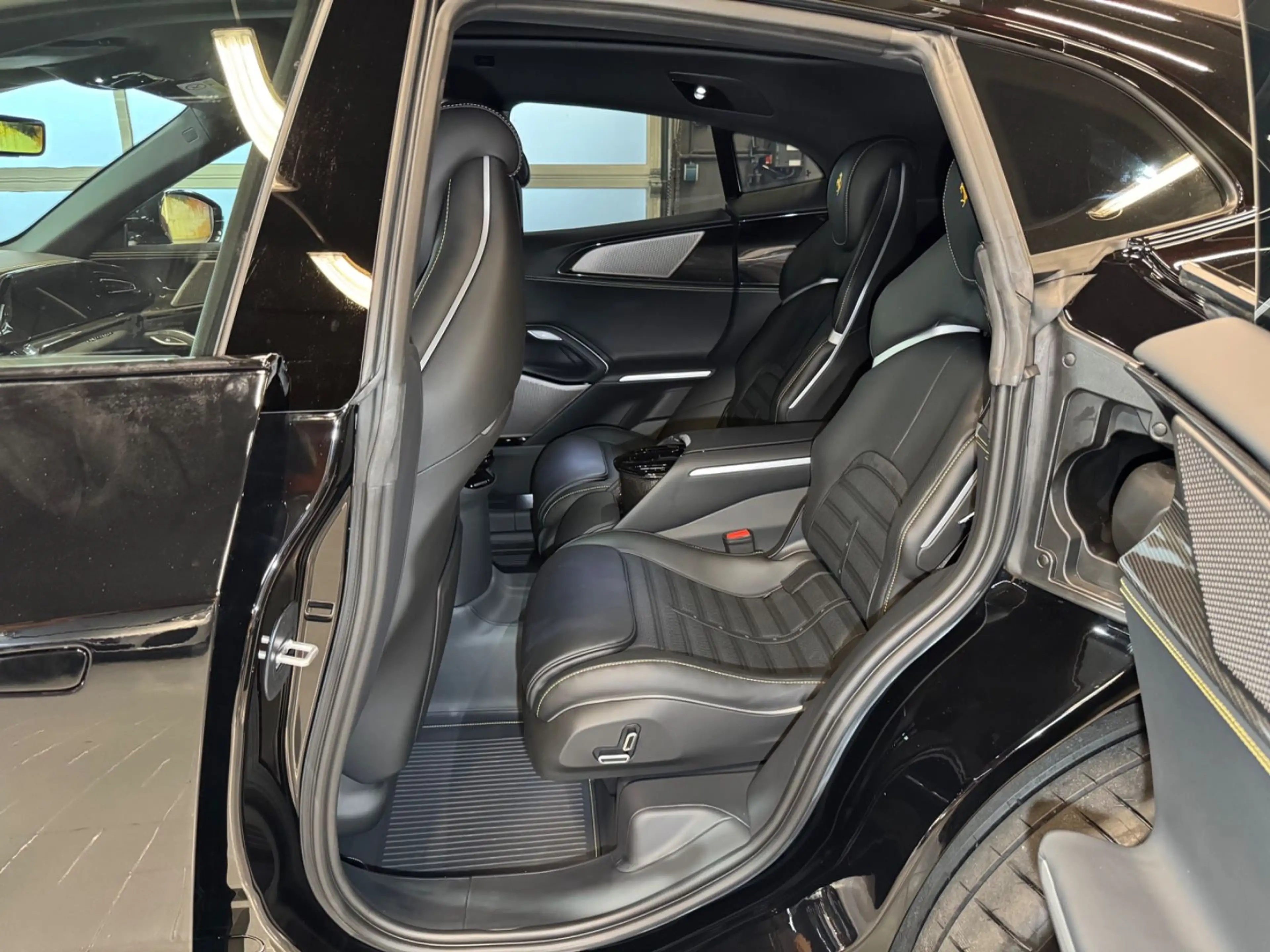 Ferrari Purosangue PANORAMA~LIFT~CARBON~MASSAGE~360 — photo 13