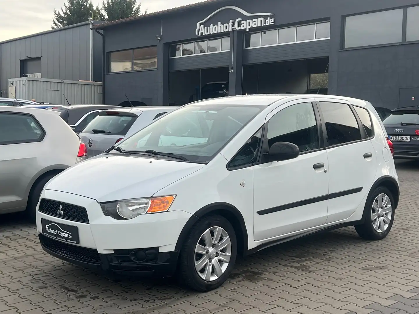 Mitsubishi Colt Colt 5-trg EDITION/Klima/ZV/TUV 08.2027/2.Ha/Eu5 Blanc - 1