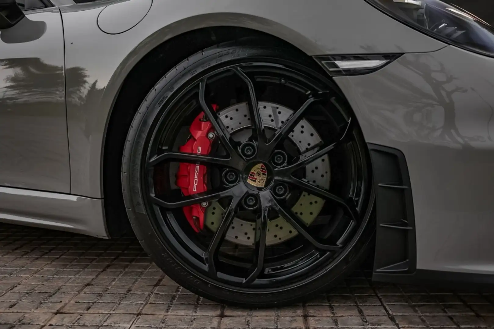 Porsche 718 Spyder PDK Gris - 2