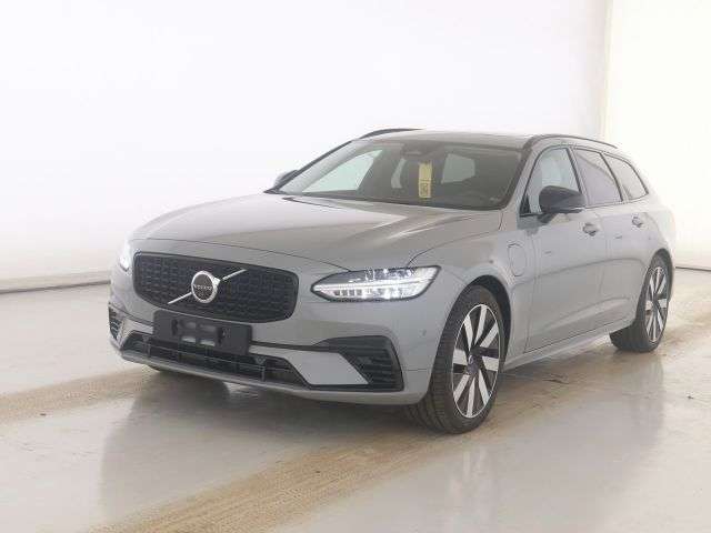 Imagine Volvo V90 T6 Plus Dark Plug-In AWD Head-Up Display