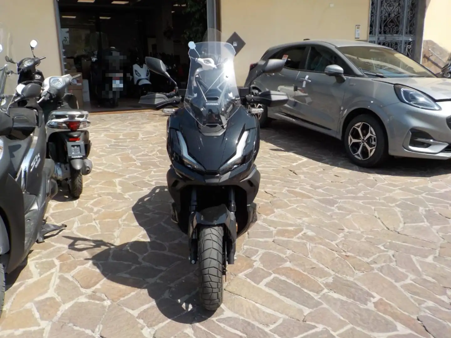 Honda ADV 350 Anno 2025 Nero - 1