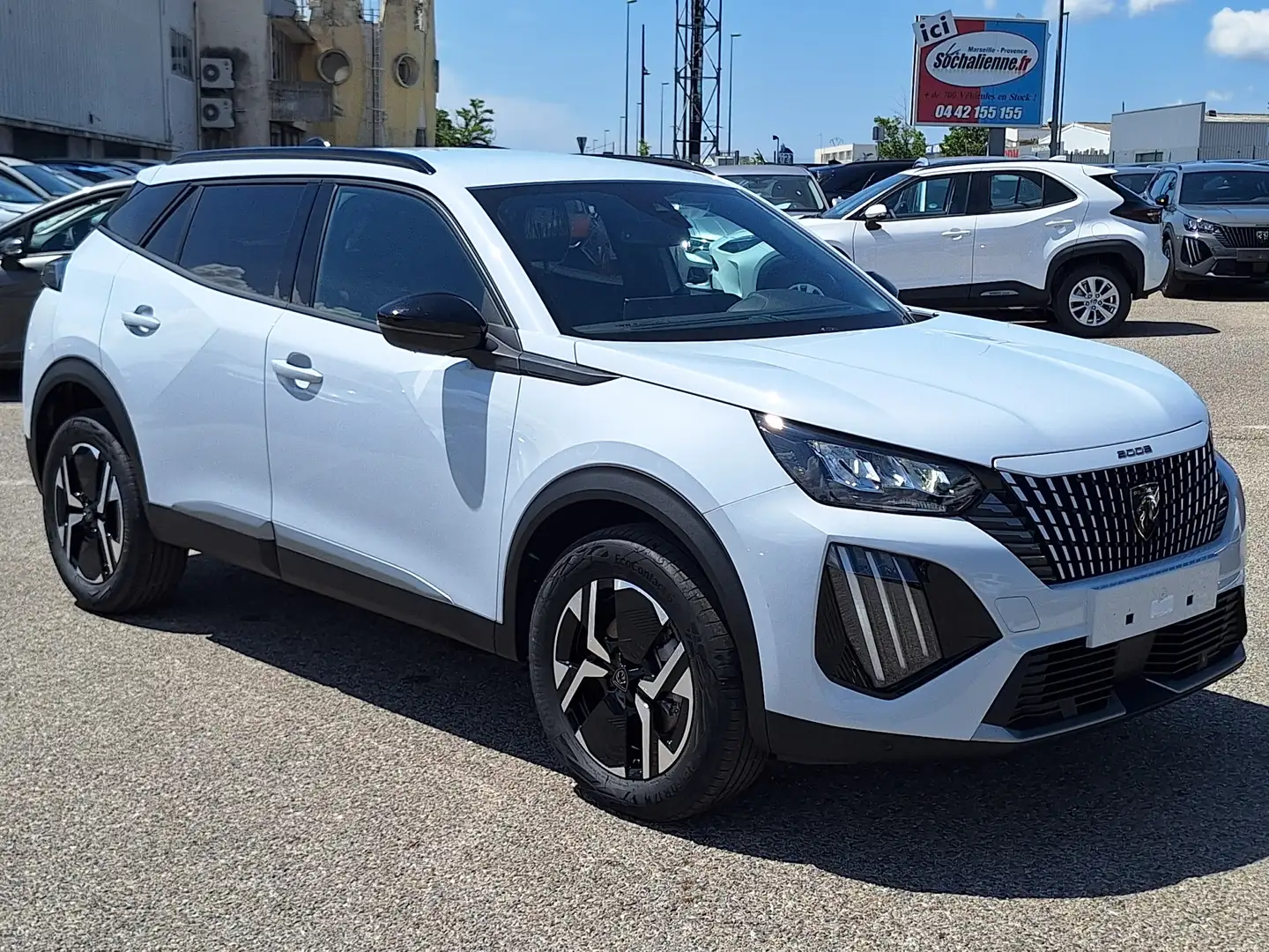 Peugeot 2008 Hybrid 136 e-DCS6 Allure Blanc - 2