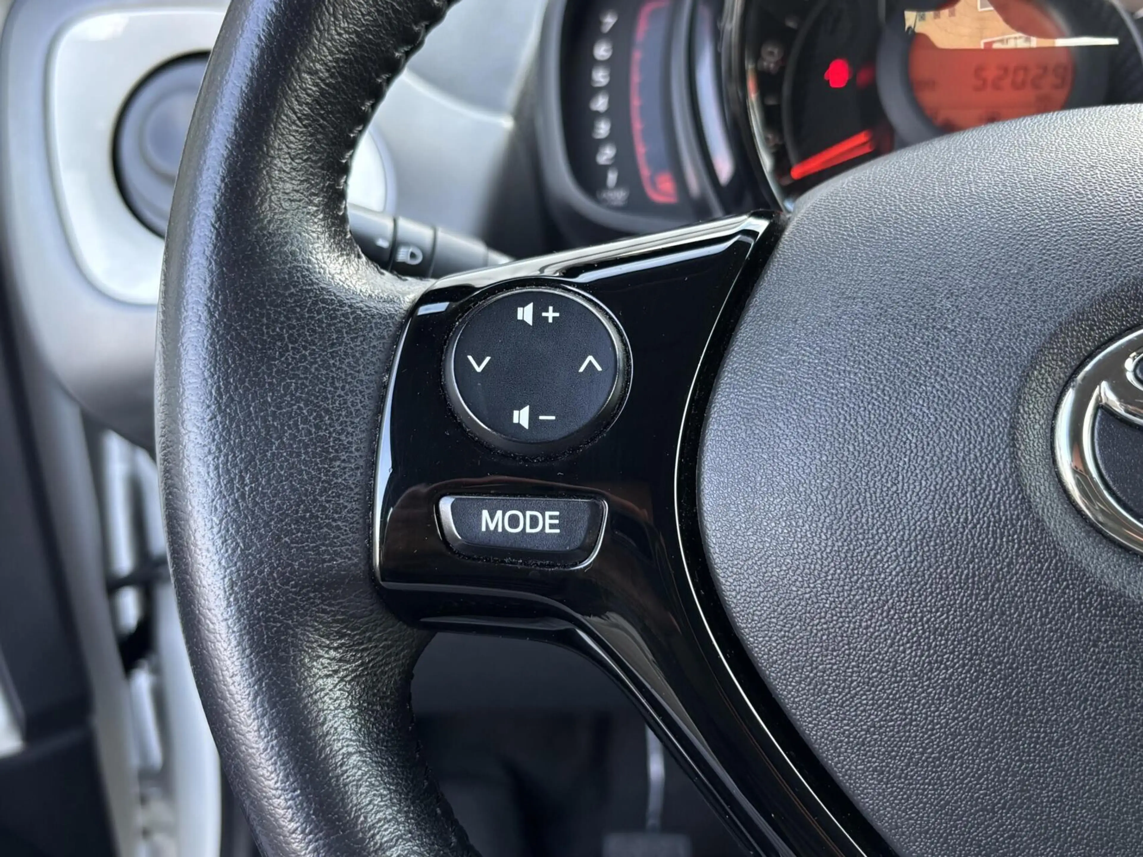 Toyota Aygo 1.0 VVT-i x-cite | Camera | Carplay | 15 inch velg — photo 21