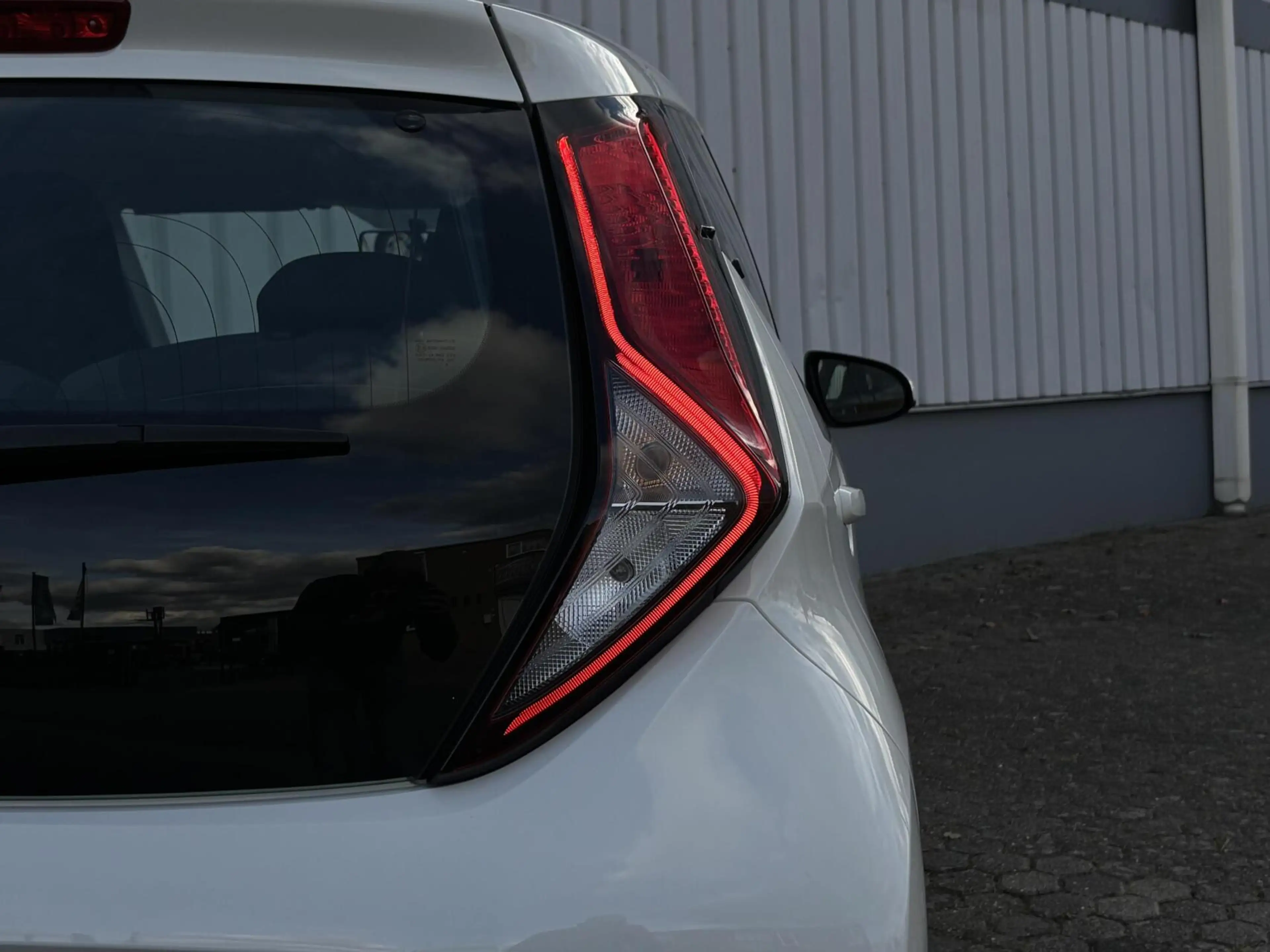 Toyota Aygo 1.0 VVT-i x-cite | Camera | Carplay | 15 inch velg — photo 11