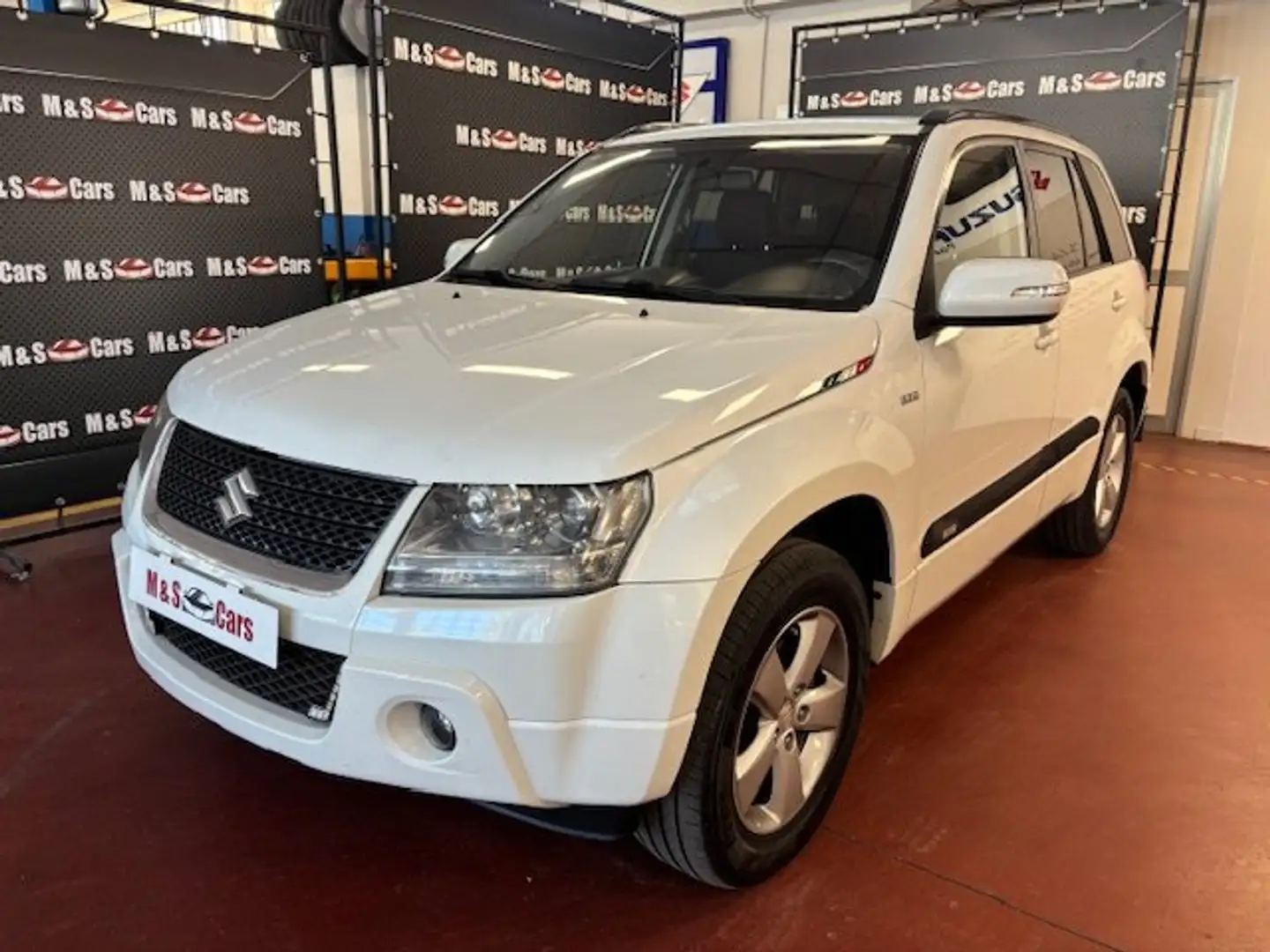 Suzuki Grand Vitara 5P. 1.9 ddis 4x4 100 ANNIVERSARIO - TAGLIANDATO Bianco - 1