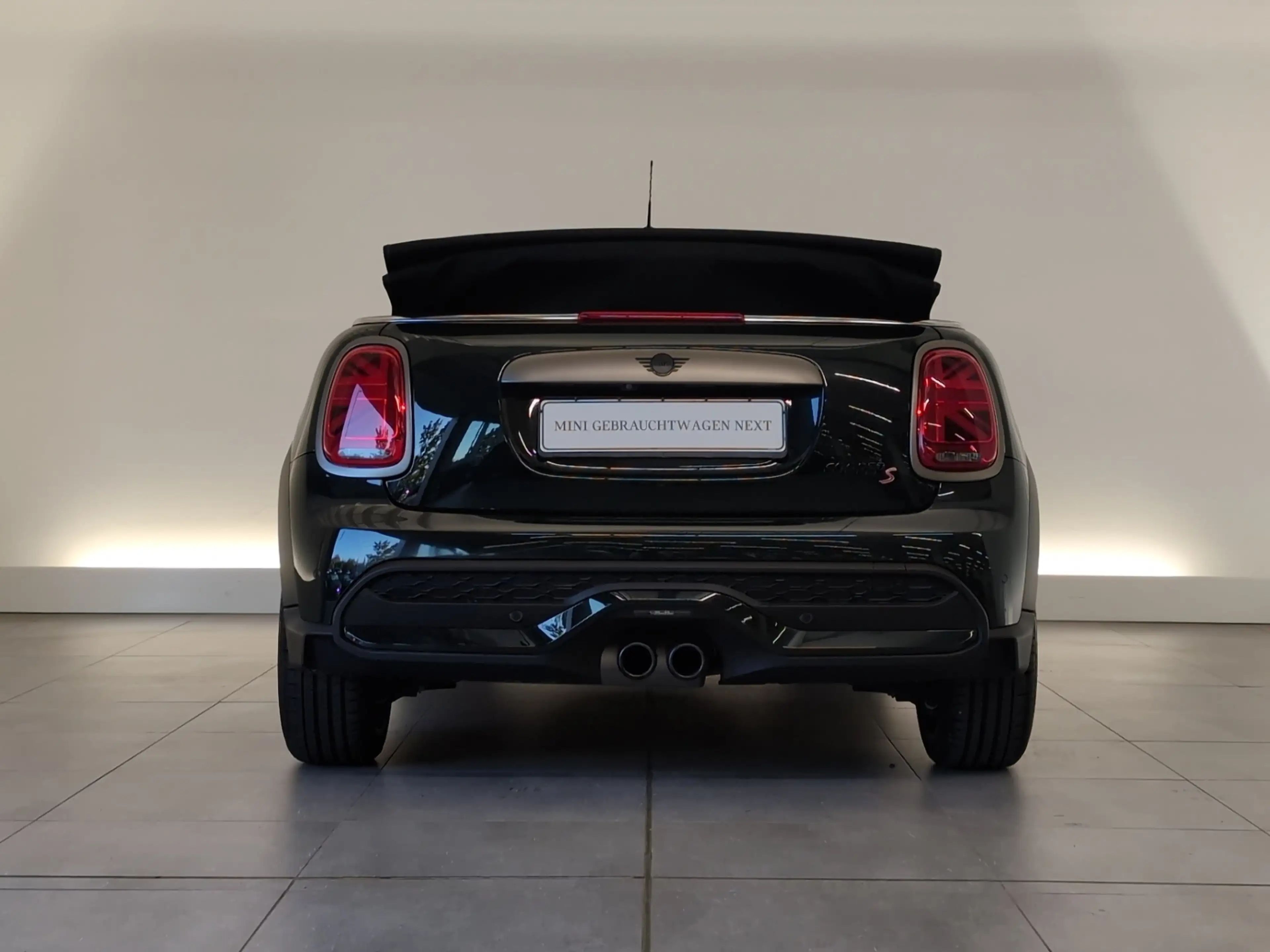 MINI Cooper S Cabrio Resolute Edition Navi/LED/HuD — photo 10
