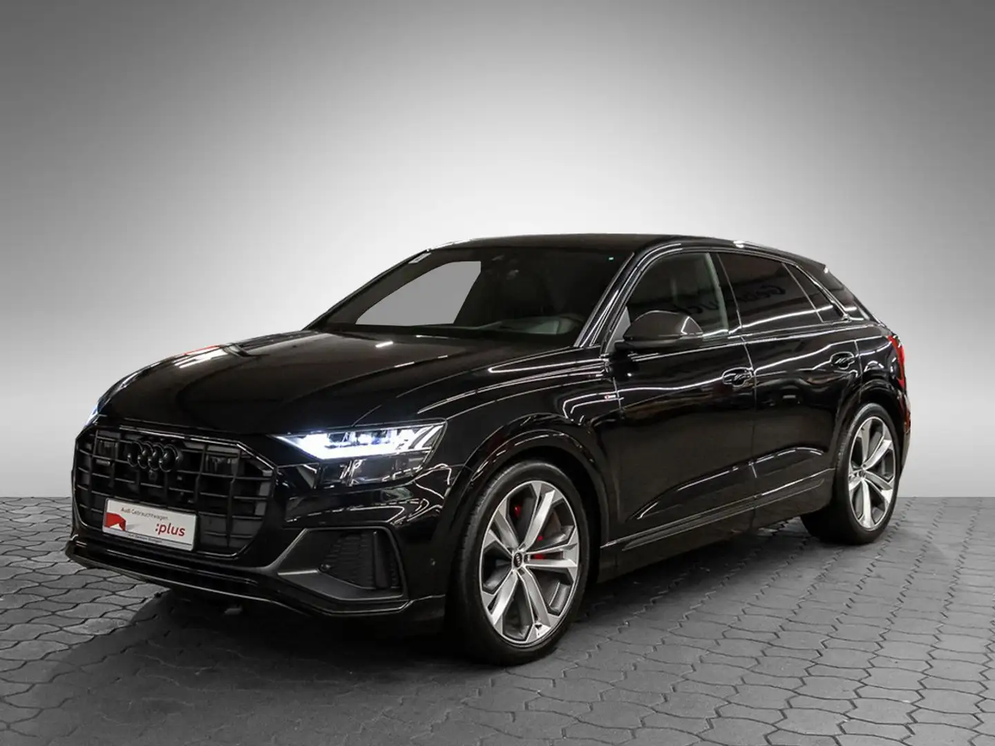 Audi Q8 50 TDI qu competition plus AHK Matrix HUD B&O Schwarz - 2