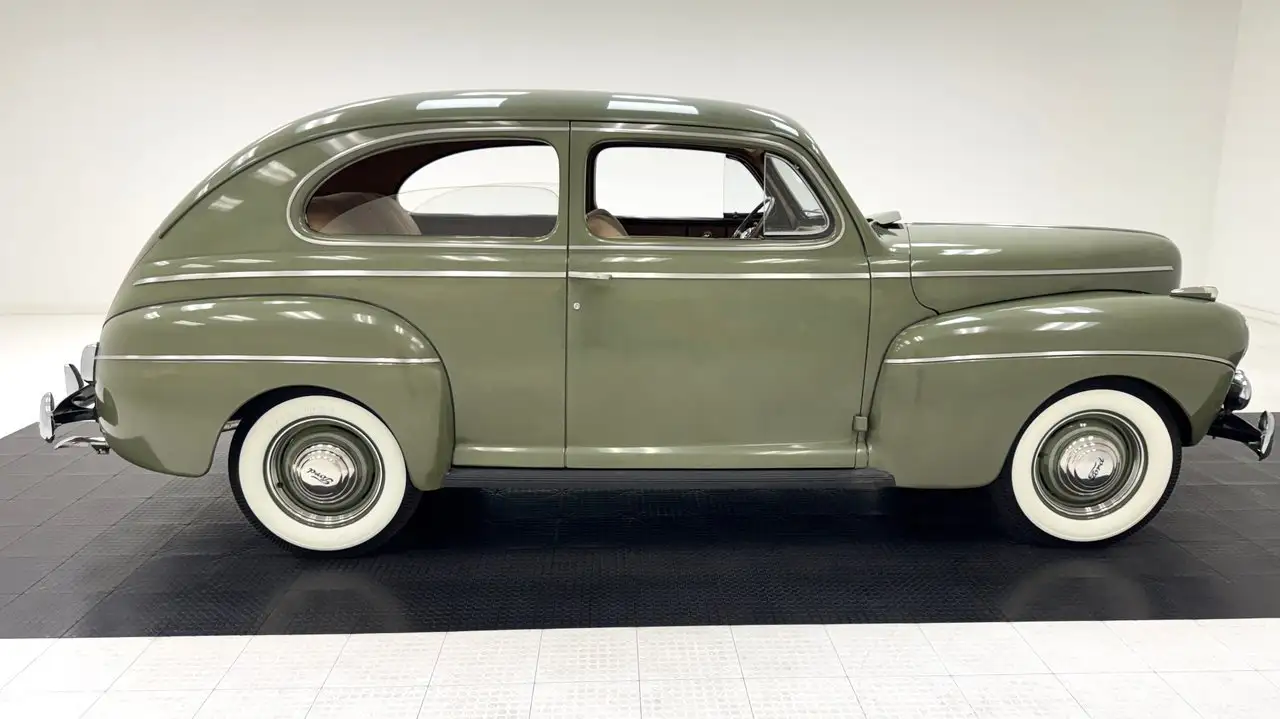 Ford Super Tudor Sedan, foto 6