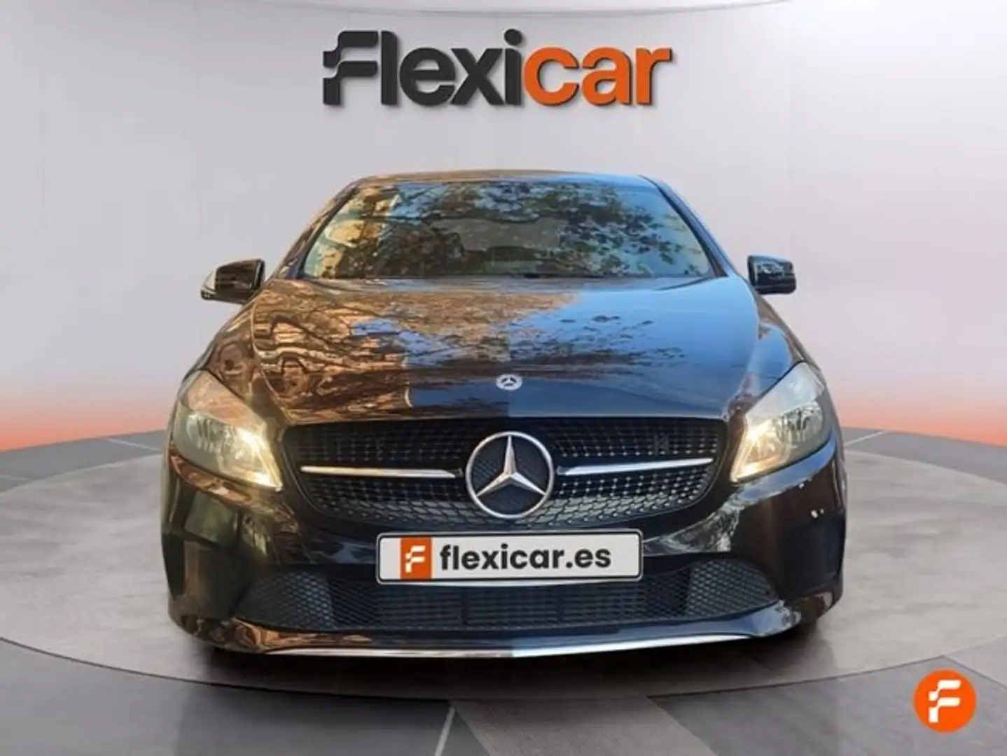 Mercedes-Benz A 180 180CDI BE AMG Line Noir - 2