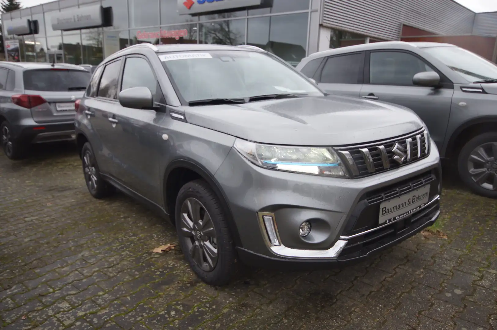 Suzuki Vitara Hybrid AGS Comfort incl. Anhängevorrichtung Grau - 1