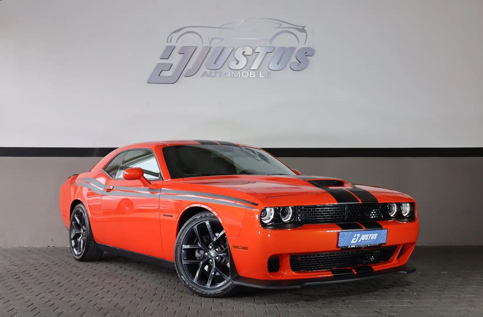 Dodge Challenger 5.7 R/T/KAMERA/BTH/MFL/LED/TEMP/R20 Orange - 1