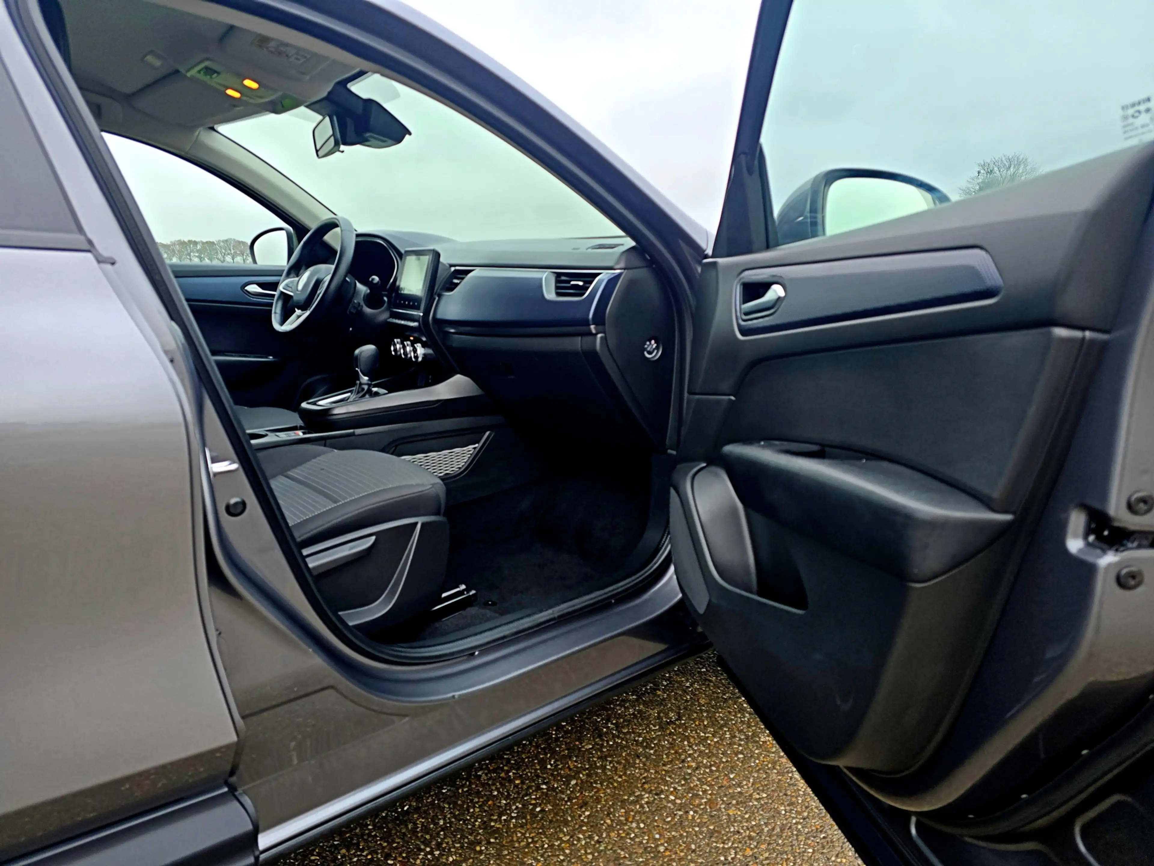 Renault Arkana 1.6 E-Tech full hybrid 145 evolution - 145 Pk - Eu — photo 11