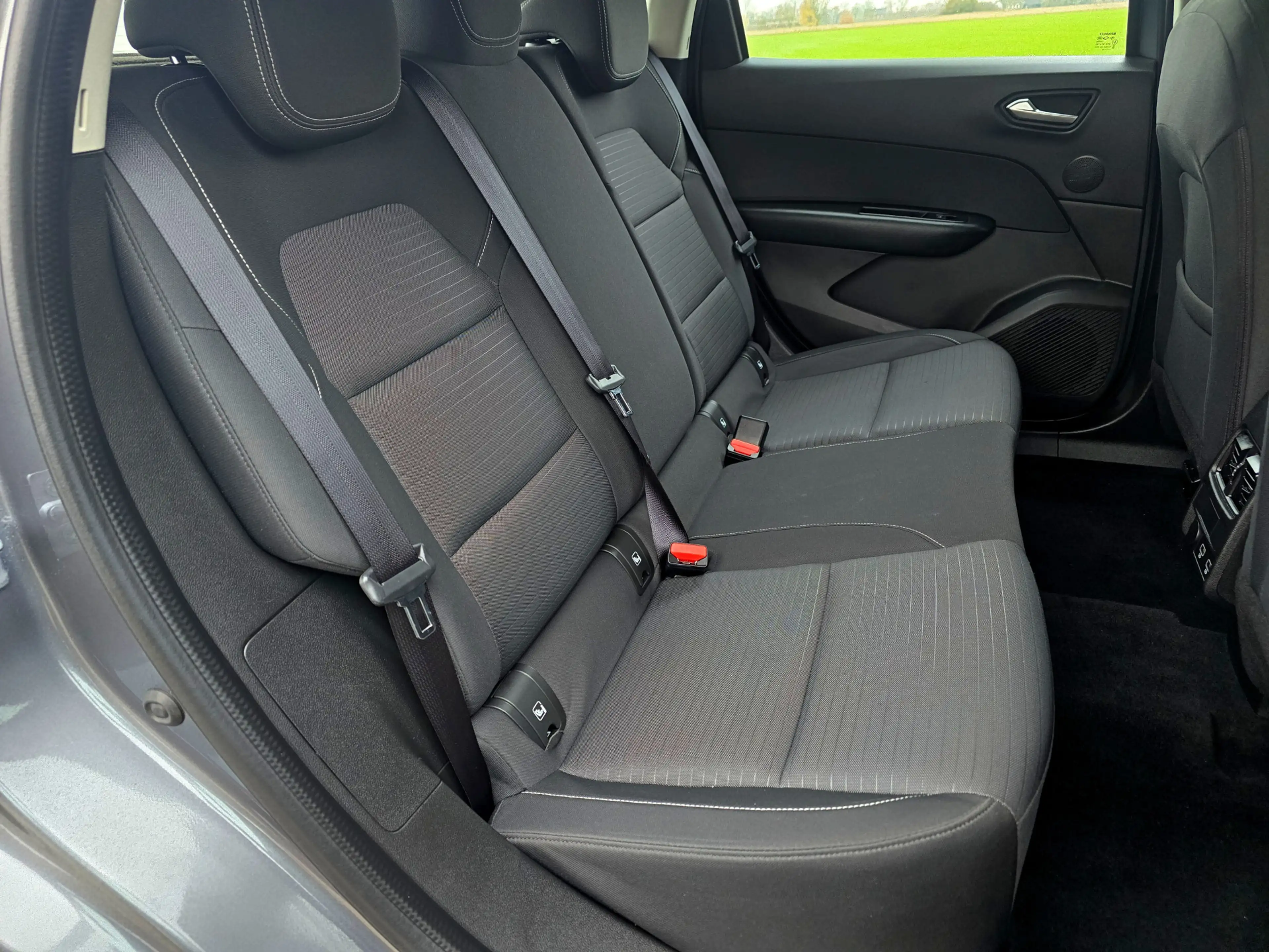 Renault Arkana 1.6 E-Tech full hybrid 145 evolution - 145 Pk - Eu — photo 28