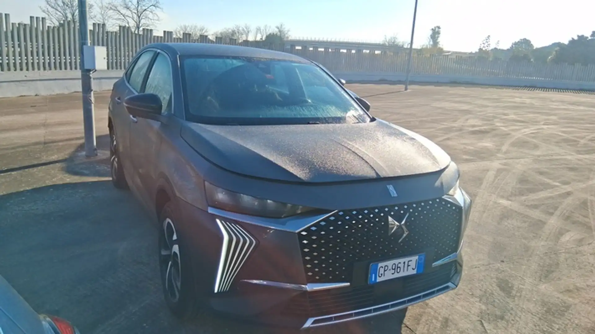 DS Automobiles DS 7 1.5 bluehdi Bastille Business 130cv auto - GP961FJ Gris - 2