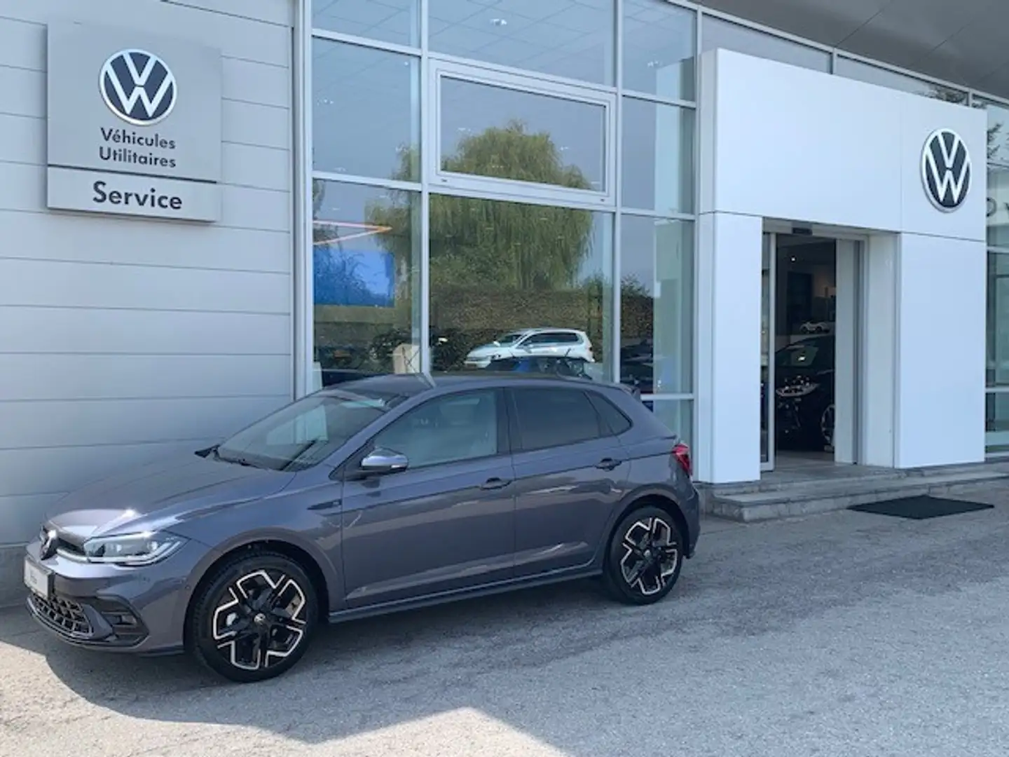 Volkswagen Polo R-LINE 1.0TSI 116CV DSG7 Gris - 1