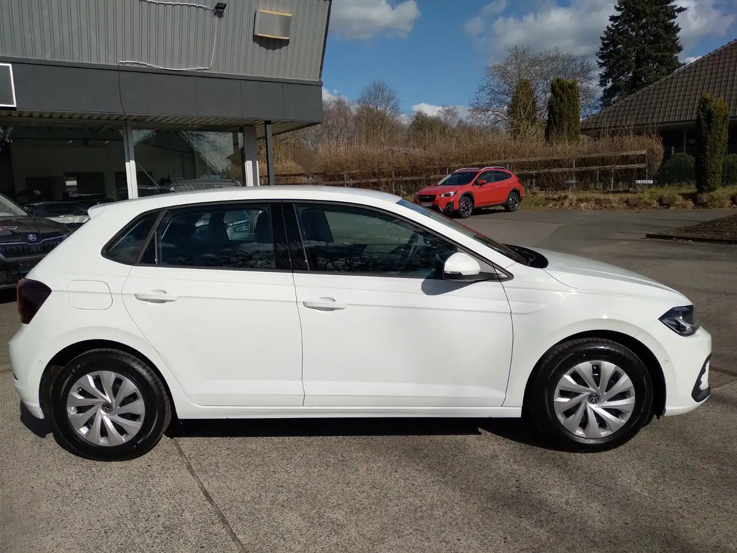 Volkswagen Polo VI 1.0TSI Life*ACC*LED*Travel+ Side Assist* Weiß - 2