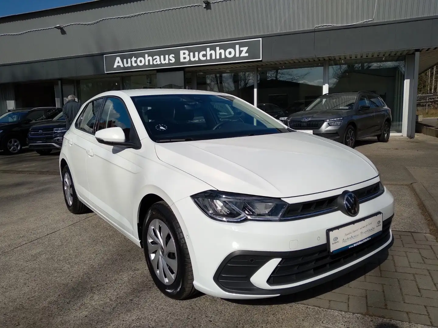 Volkswagen Polo VI 1.0TSI Life*ACC*LED*Travel+ Side Assist* Weiß - 1