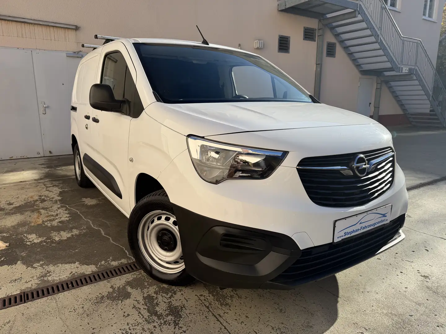 Opel Combo Werkstatteinbau mit Klima/ZV/EFH/ABS/ESP/Allwetter Weiß - 1