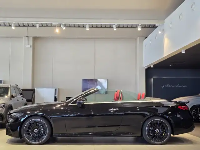 Mercedes-Benz CLE view 13