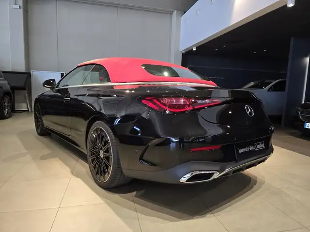 Mercedes-Benz CLE view 9