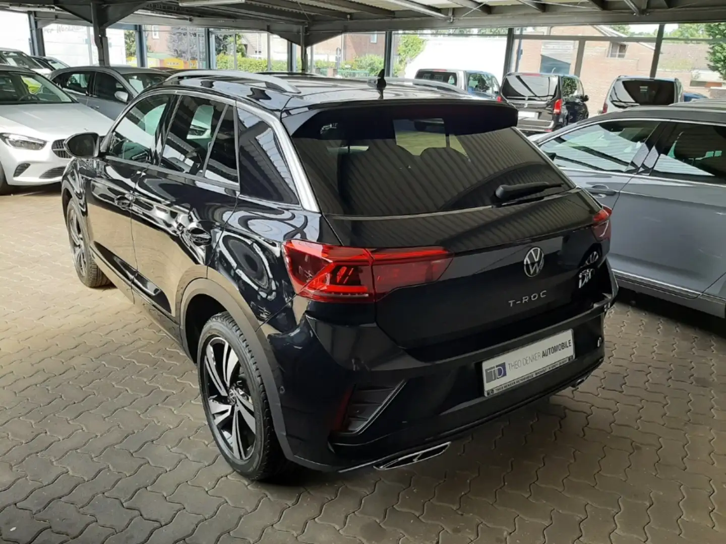 Volkswagen T-Roc R-Line 1.5 TSI DSG ACC AHK Kamera Negro - 2
