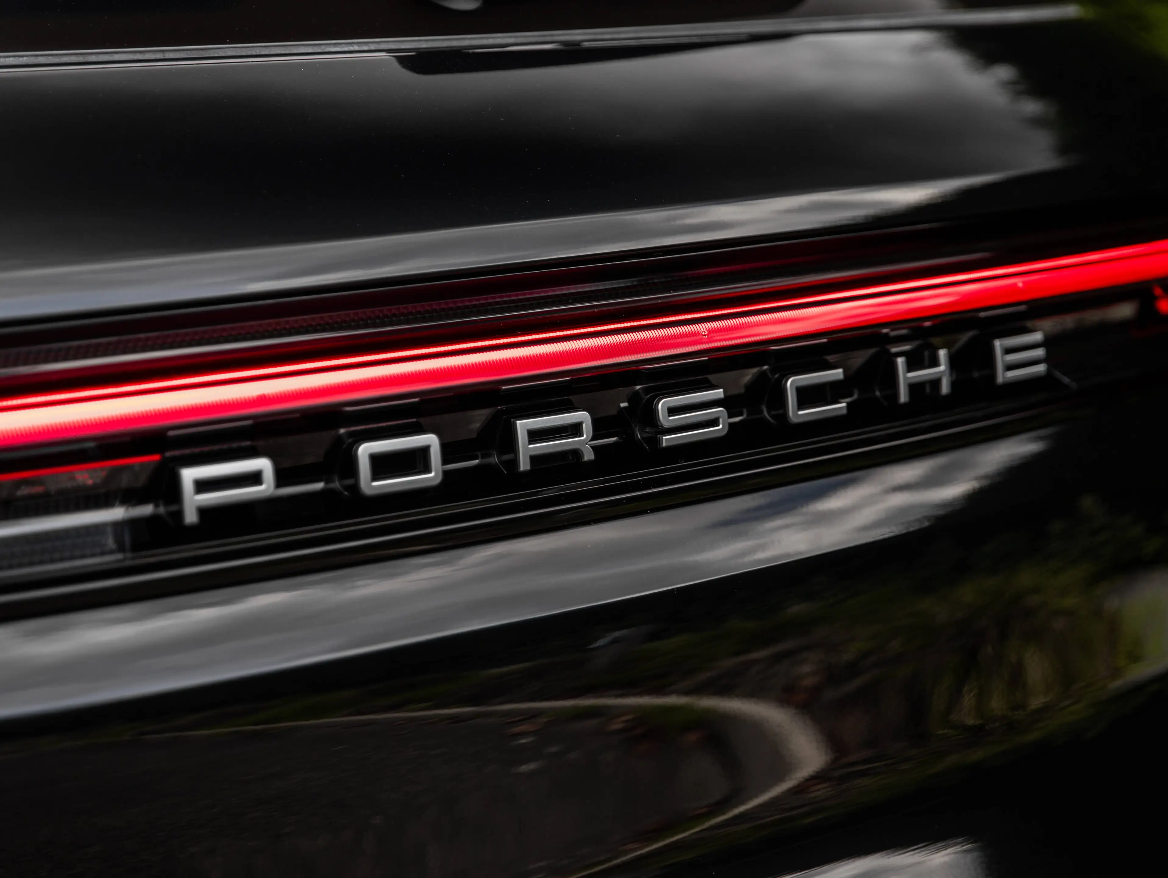 Porsche Cayenne S E-HYB AIR/SPORTUITL./PDCC/PTV+/HDMATR/21"RS/HUD/PANO/SOFTCL/360/INNO/18W/BOSE — photo 14