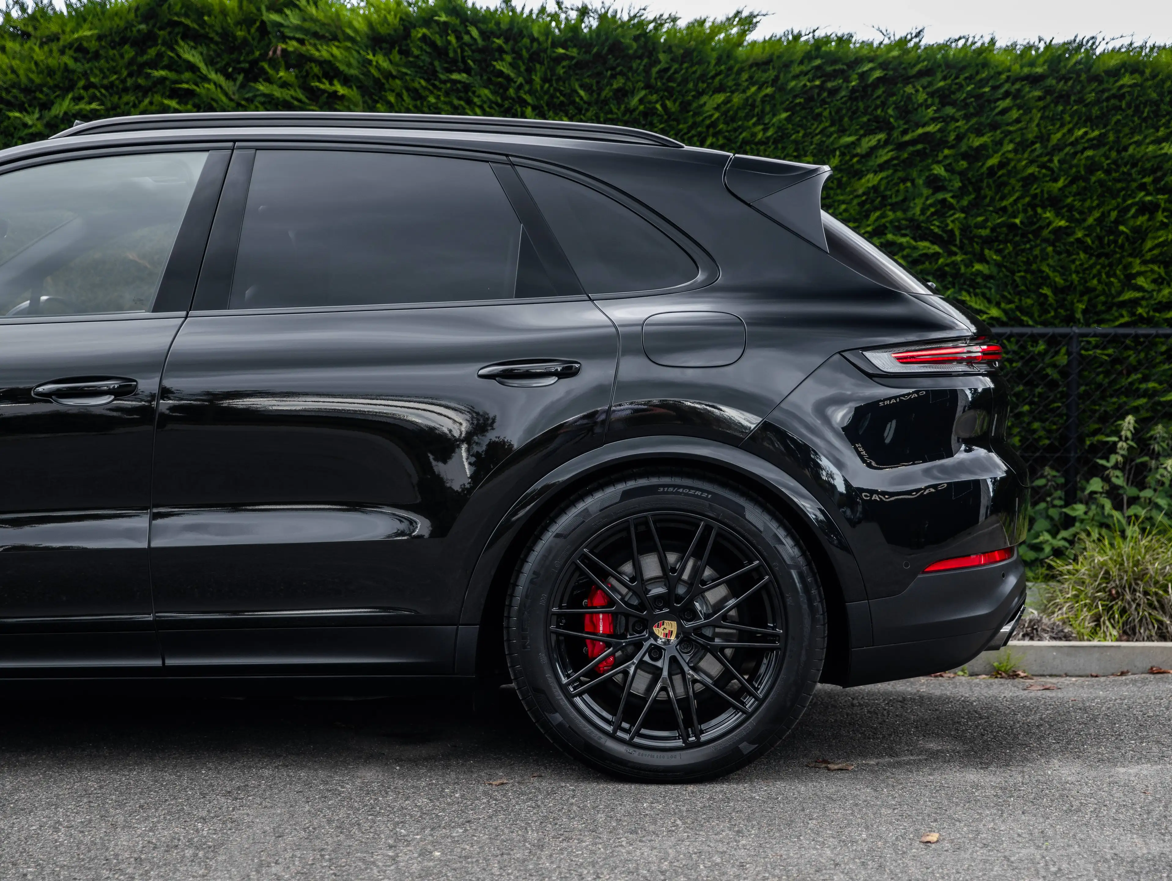 Porsche Cayenne S E-HYB AIR/SPORTUITL./PDCC/PTV+/HDMATR/21"RS/HUD/PANO/SOFTCL/360/INNO/18W/BOSE — photo 12