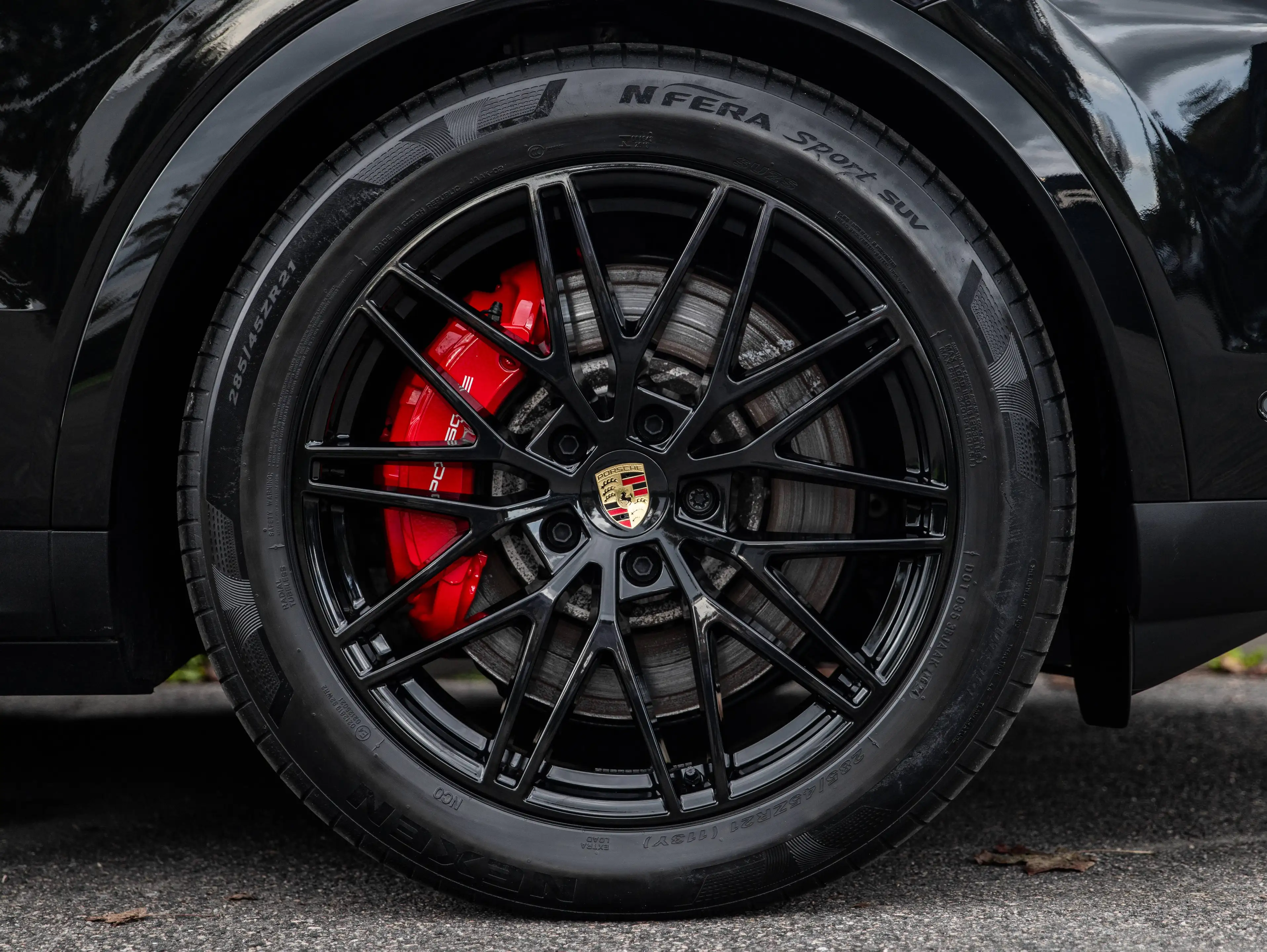 Porsche Cayenne S E-HYB AIR/SPORTUITL./PDCC/PTV+/HDMATR/21"RS/HUD/PANO/SOFTCL/360/INNO/18W/BOSE — photo 32