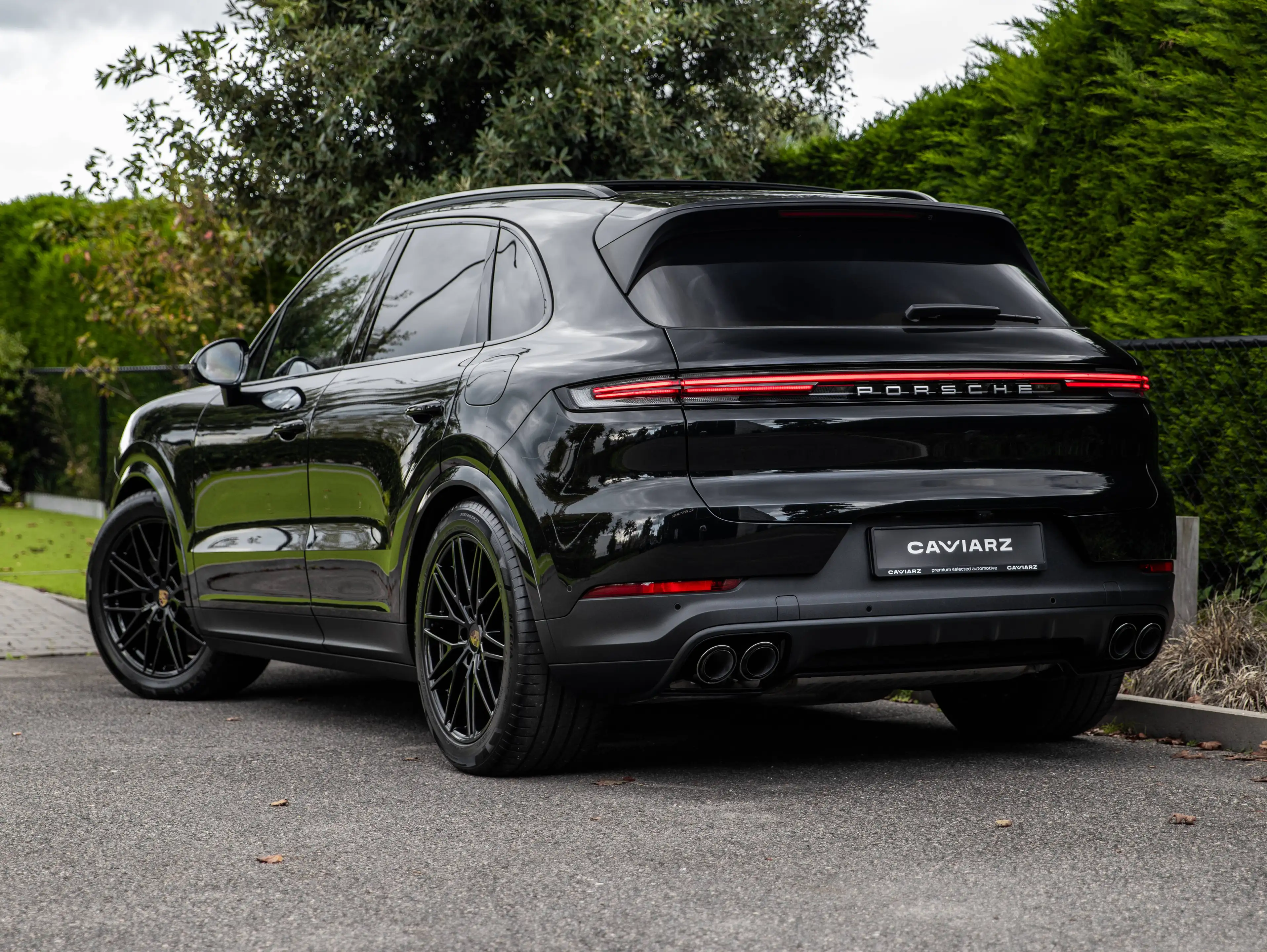Porsche Cayenne S E-HYB AIR/SPORTUITL./PDCC/PTV+/HDMATR/21"RS/HUD/PANO/SOFTCL/360/INNO/18W/BOSE — photo 24