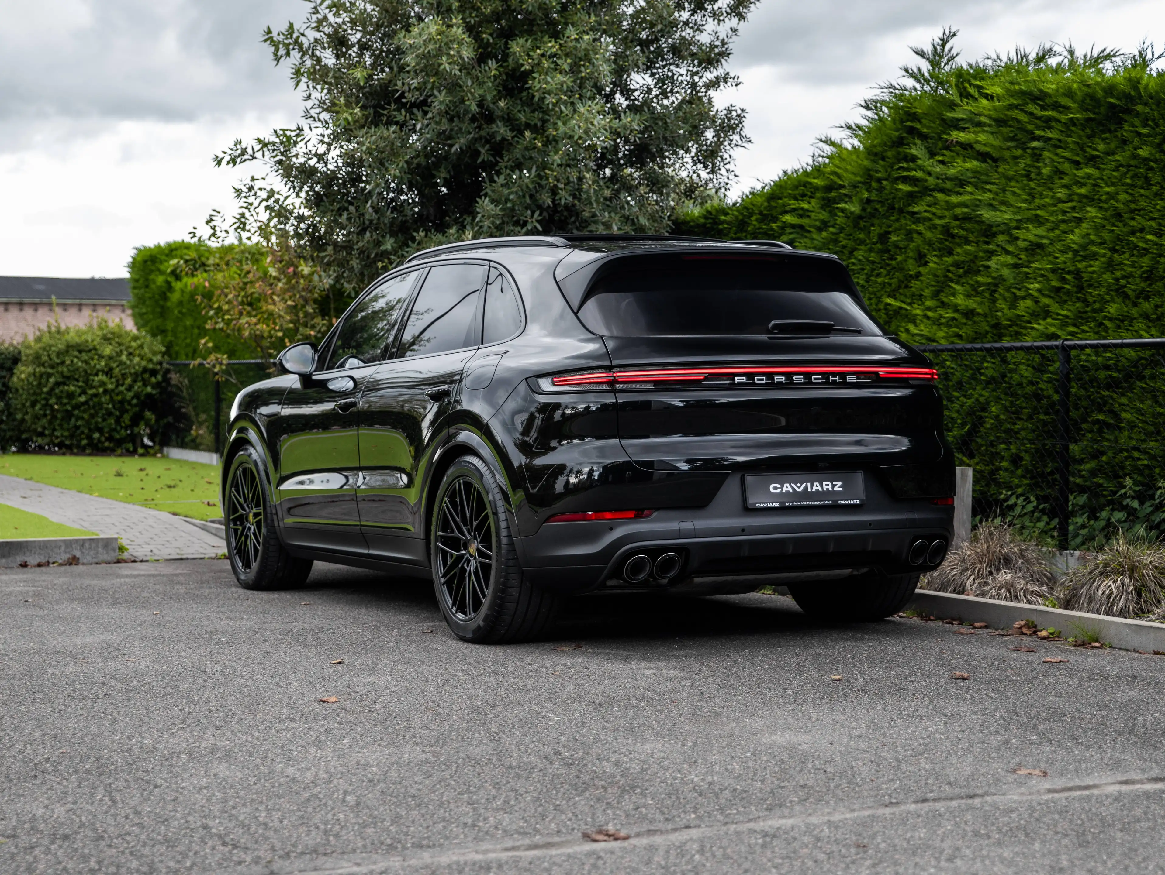 Porsche Cayenne S E-HYB AIR/SPORTUITL./PDCC/PTV+/HDMATR/21"RS/HUD/PANO/SOFTCL/360/INNO/18W/BOSE — photo 18