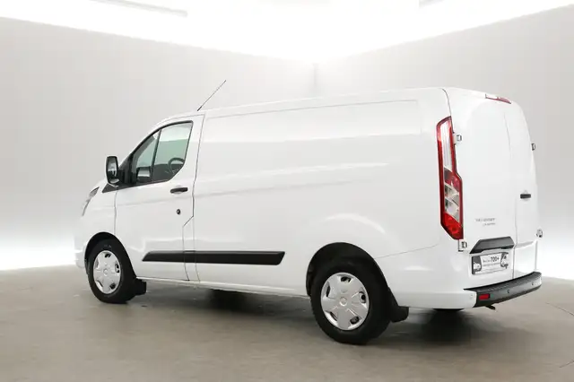 Ford Transit Custom view 4