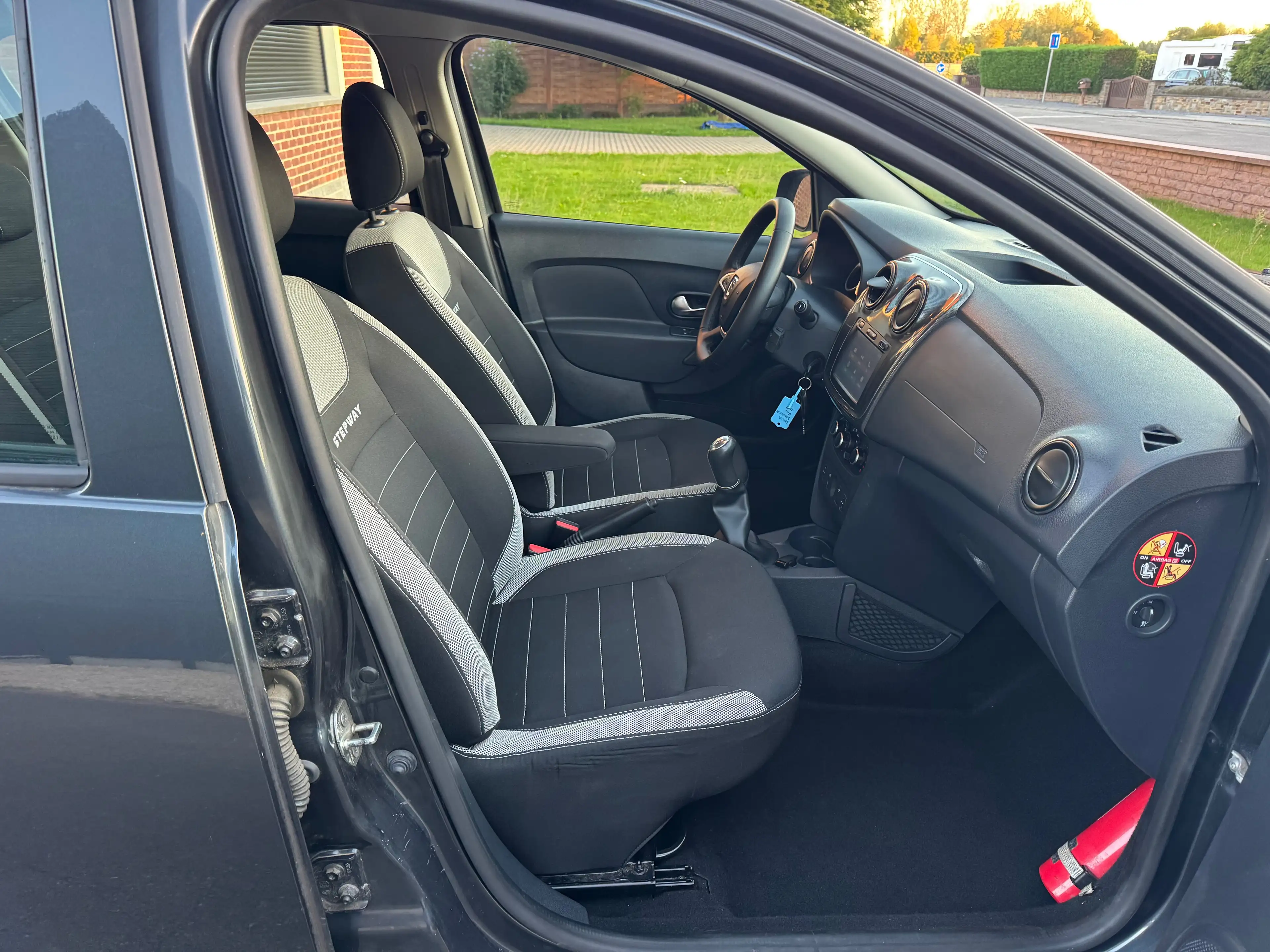 Dacia Sandero Sandero Stepway 0.9 TCe Stepway (EU6.2) — photo 10