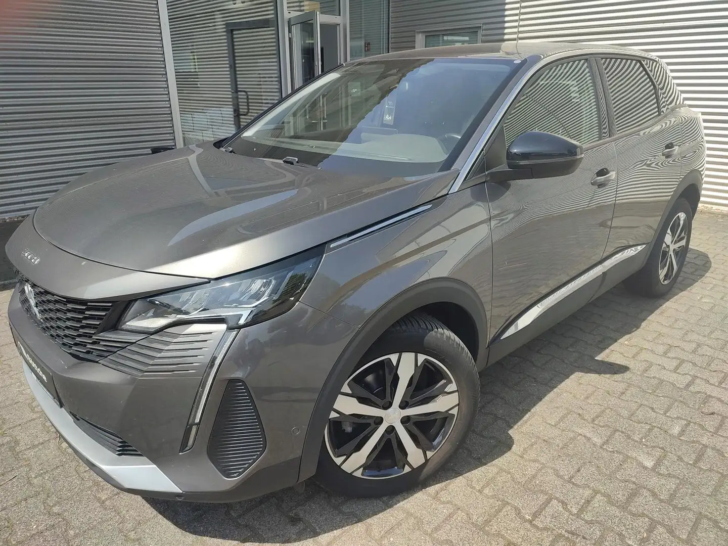 Peugeot 3008 1.2 12V e-THP / PureTech,Klima,Kamera,PDC,SHZ,Star Grijs - 1