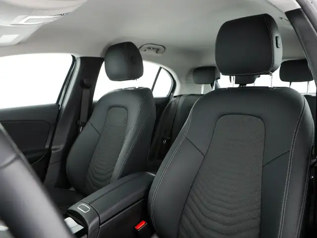 Mercedes-Benz A-Class view 13