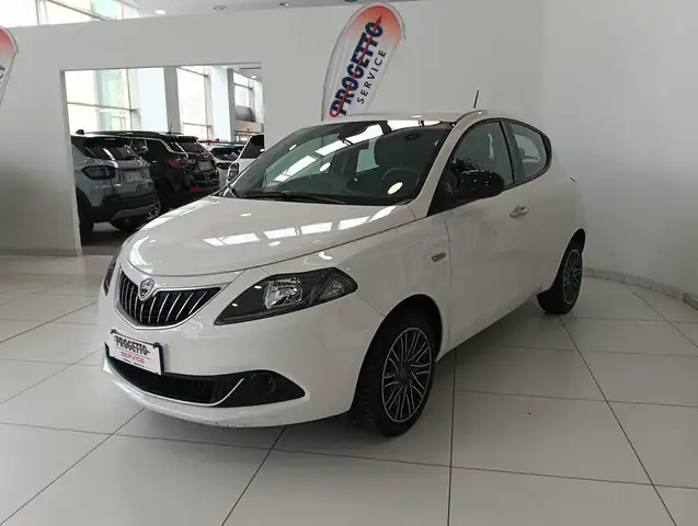 Lancia Ypsilon Ypsilon 1.0 firefly hybrid Gold Plus s